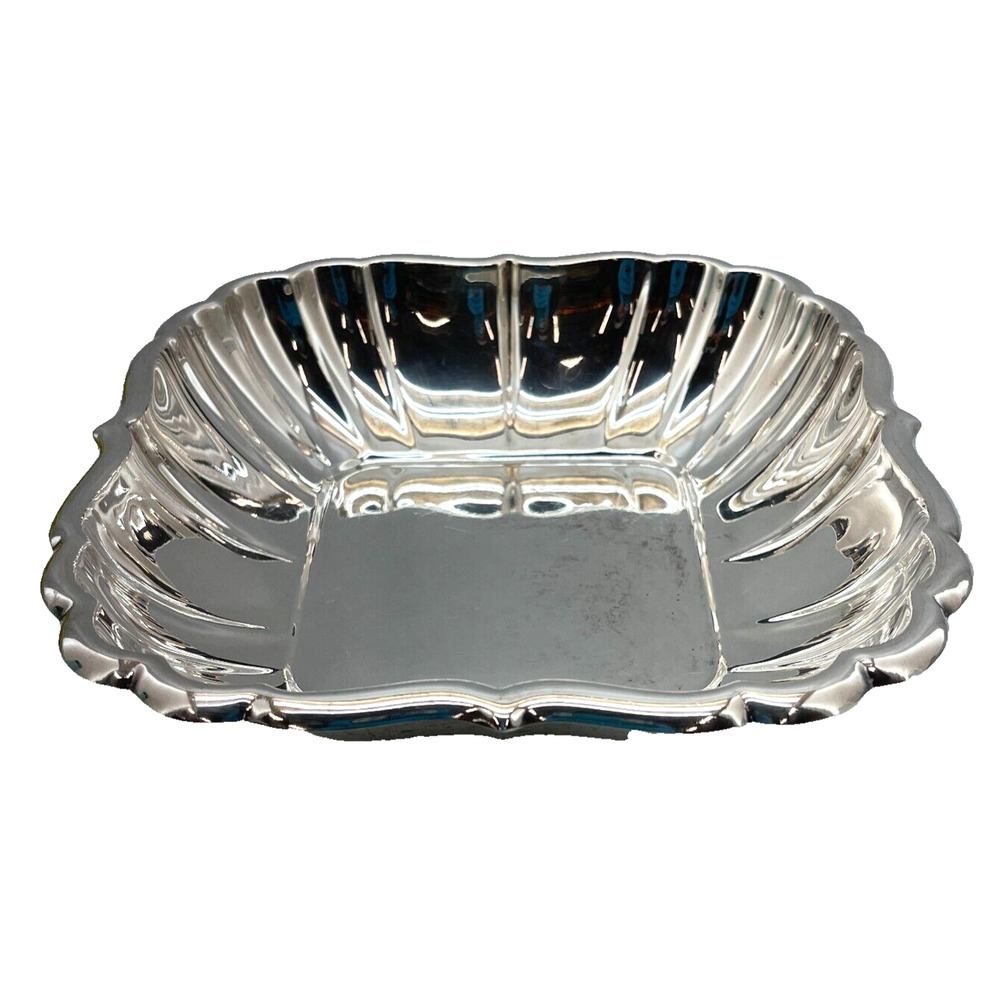 Vintage Reed & Barton 180 Silver Plate 8.5" Square Scalloped Bowl Silverware